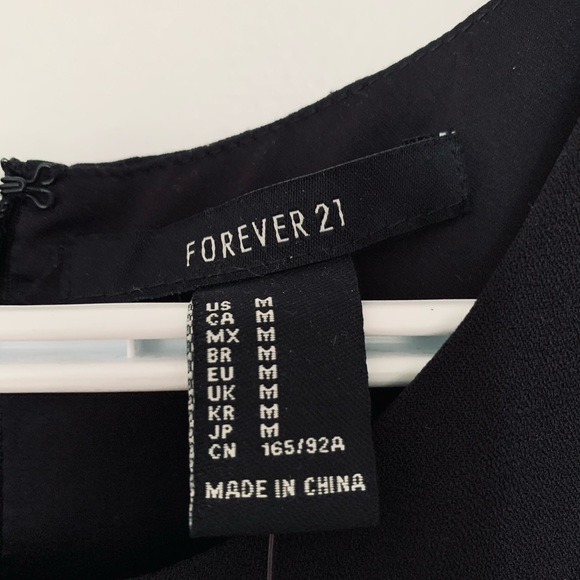 Bundle of two LBD from H&M - Picture 3 of 7